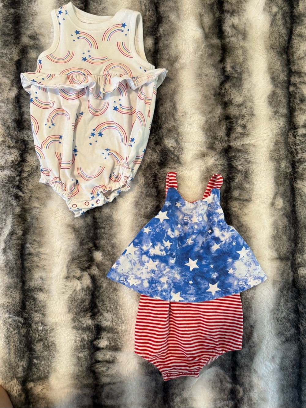 Cat & Jack baby girl 12M 4th of July outfits!! X TWO ❤️🤍💙